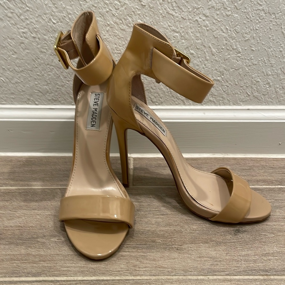 Steve Madden Marlenee Fawn Patent   Sz 8 Heel